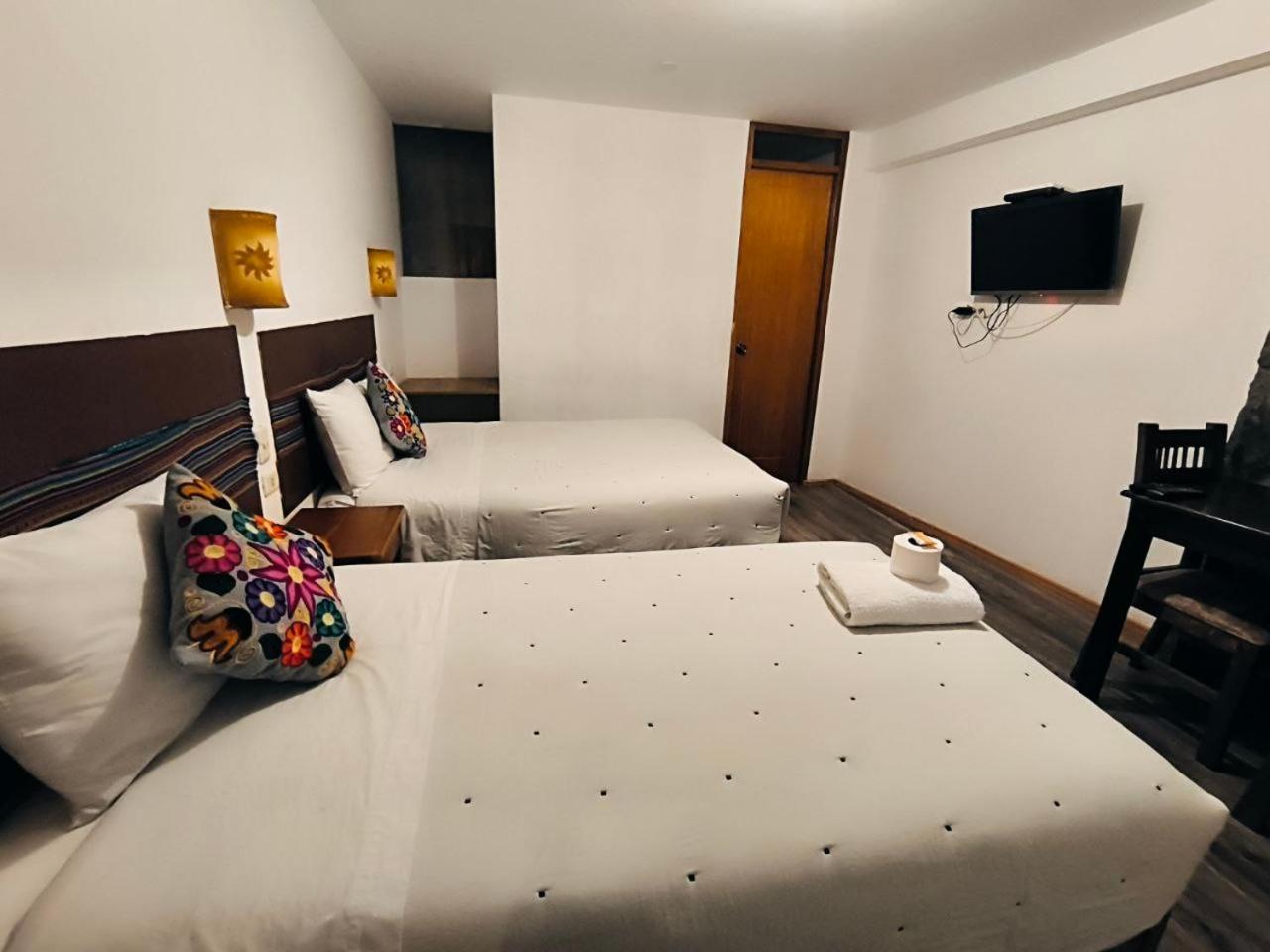 Hostal Balcon De Piedra Urubamba Buitenkant foto