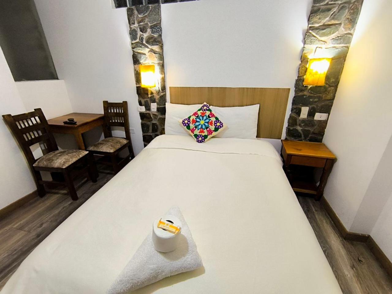 Hostal Balcon De Piedra Urubamba Buitenkant foto